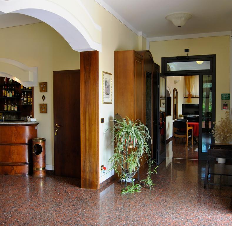 Hotel Aquila Кастельфранко-Эмилия Экстерьер фото