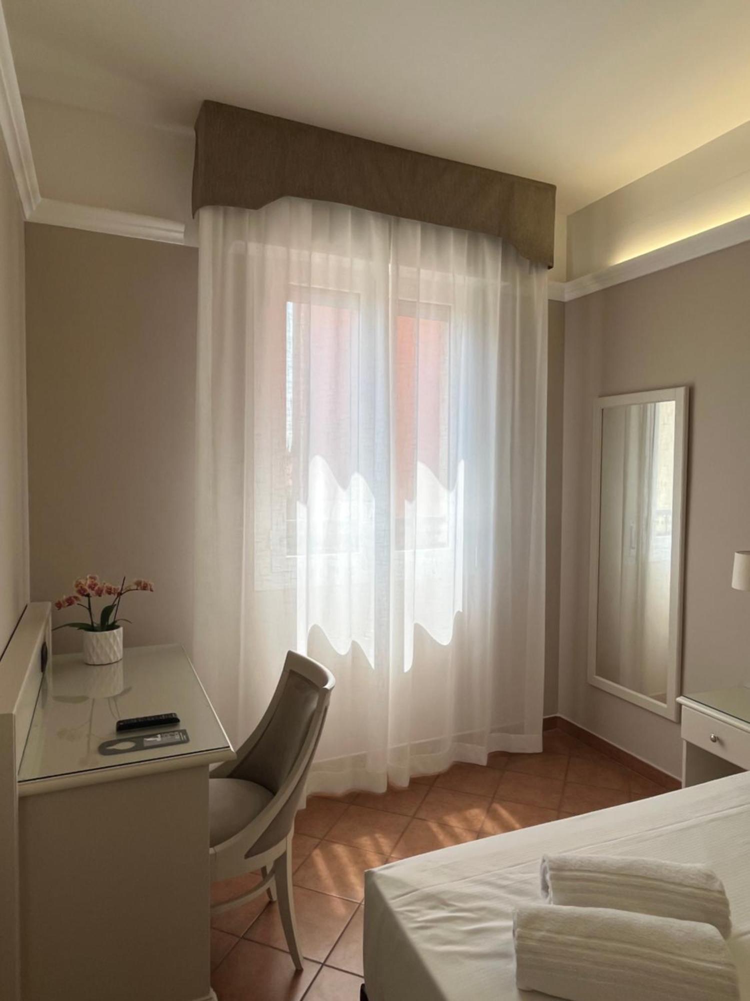 Hotel Aquila Кастельфранко-Эмилия Экстерьер фото