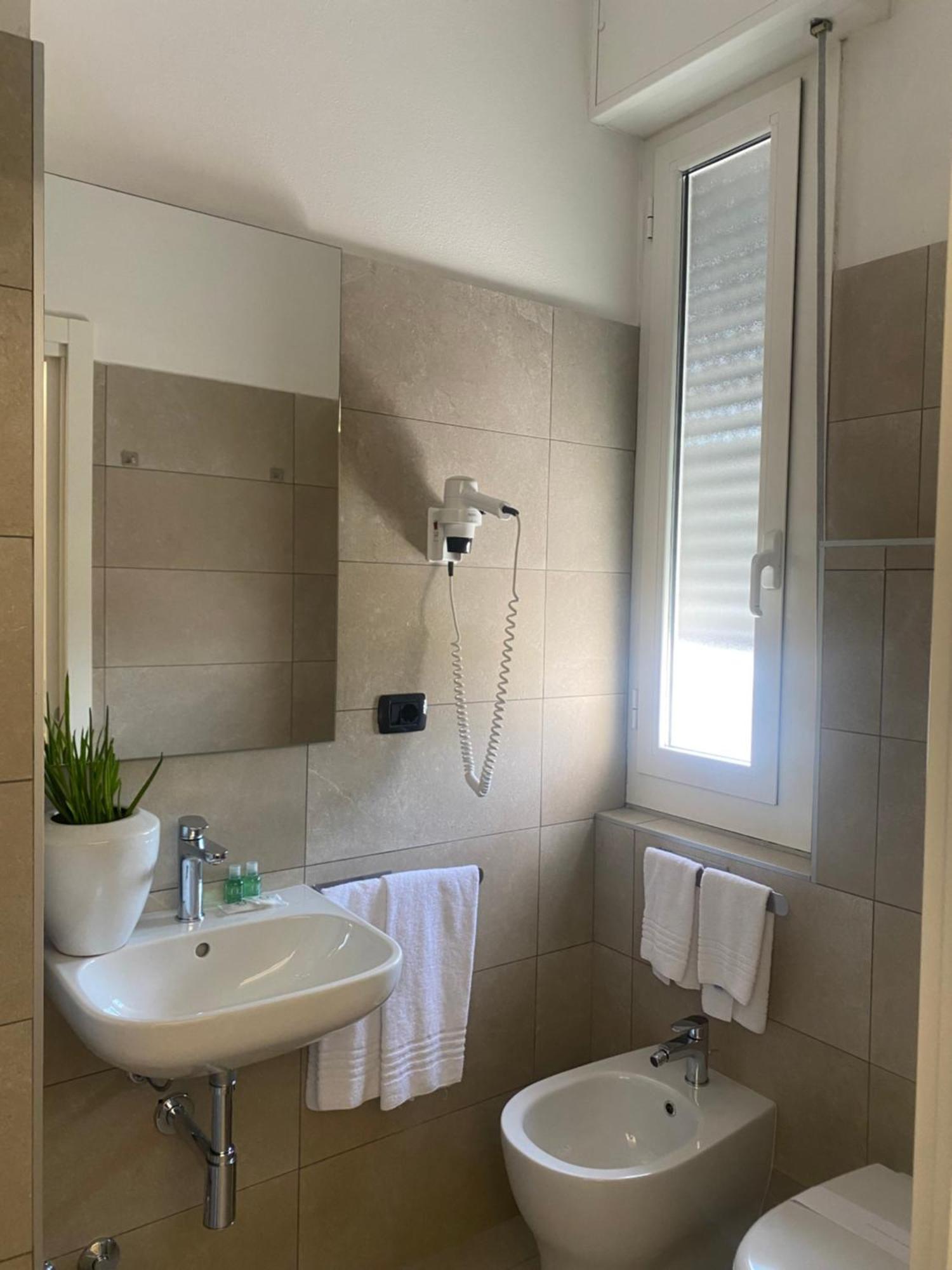 Hotel Aquila Кастельфранко-Эмилия Экстерьер фото