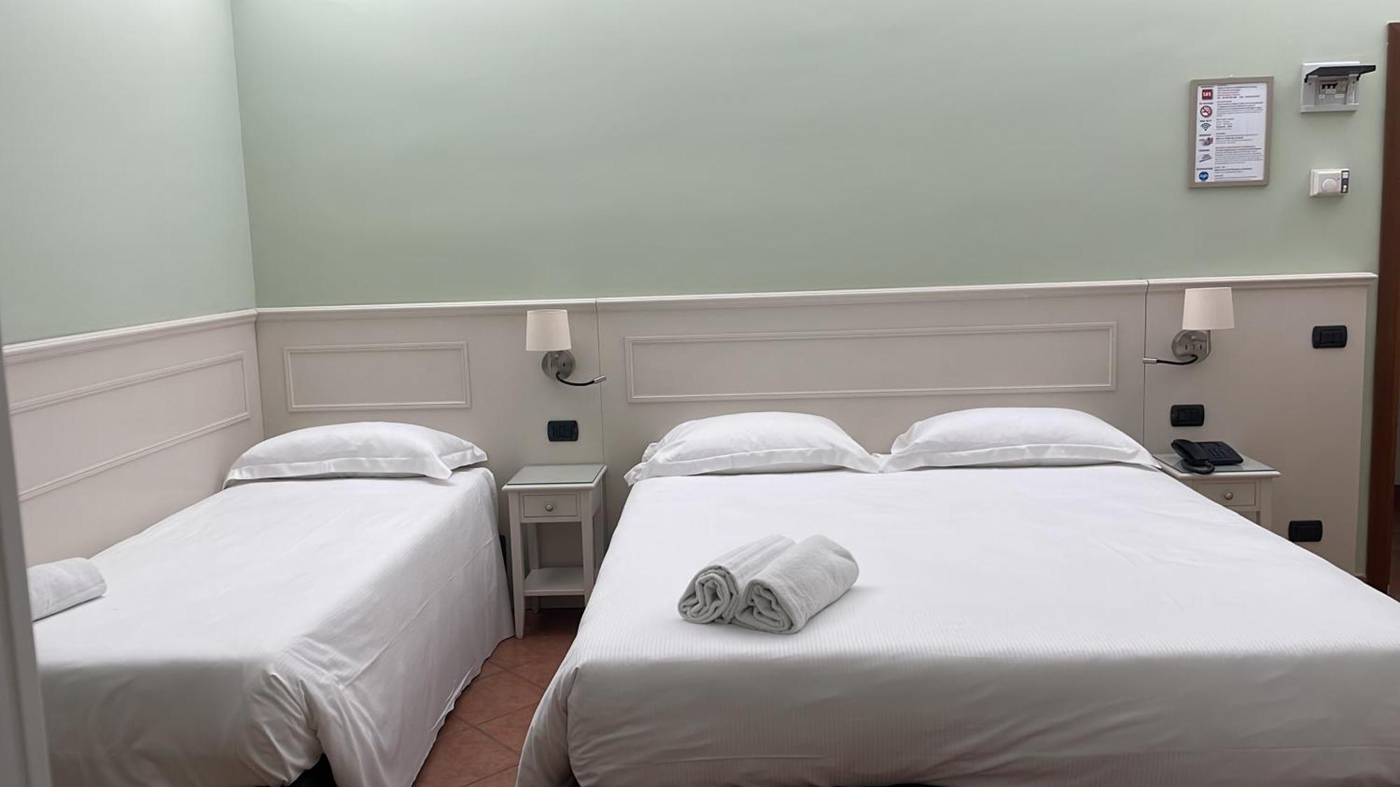 Hotel Aquila Кастельфранко-Эмилия Экстерьер фото